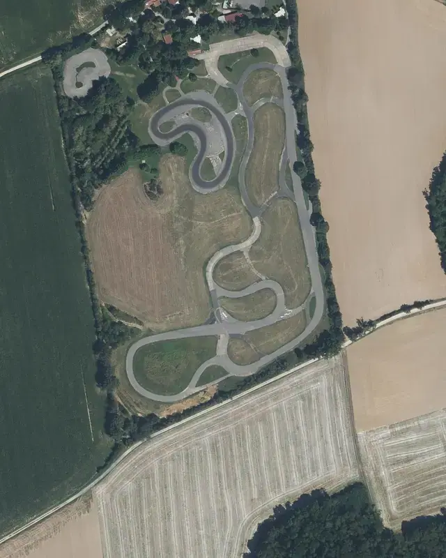 Circuit Circuit Auto Thurigneux